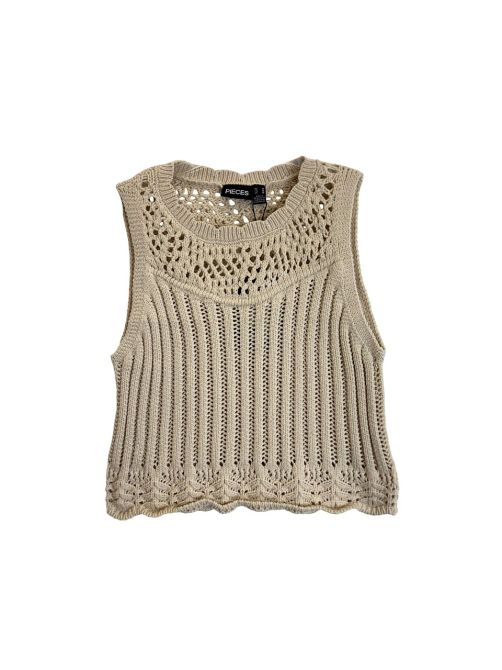 Pieces top