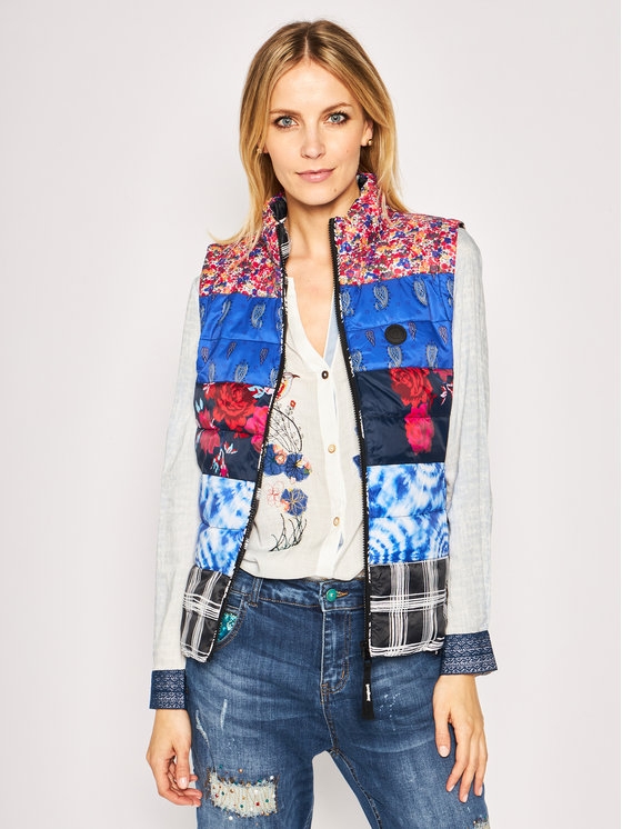 Яке Desigual