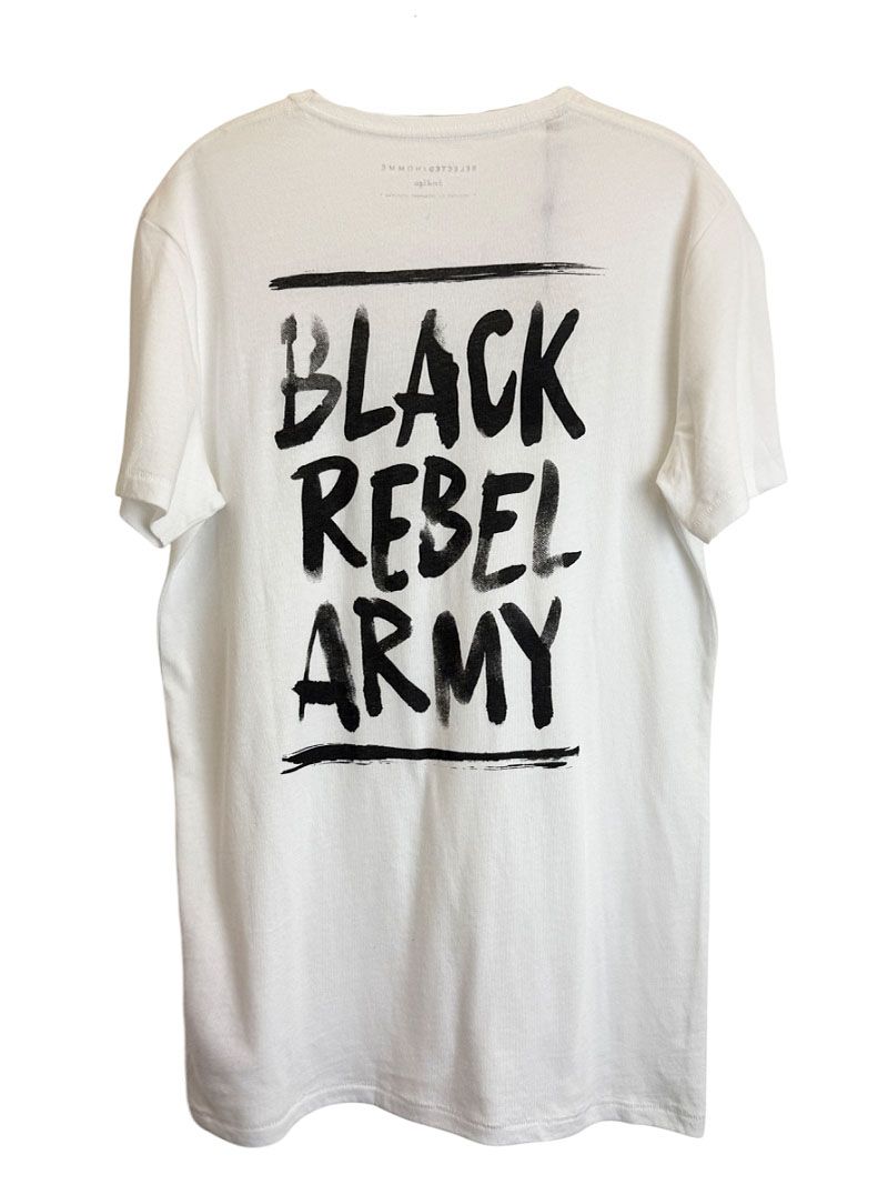 Selected tee