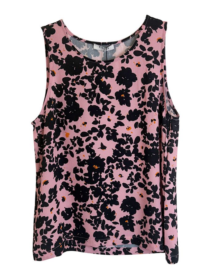 Pieces top