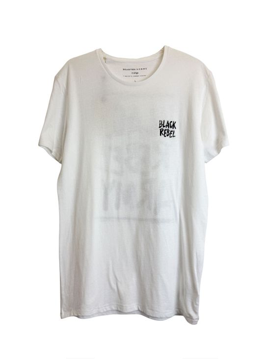 Selected tee